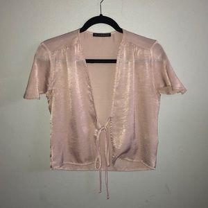 Flutter sleeve top